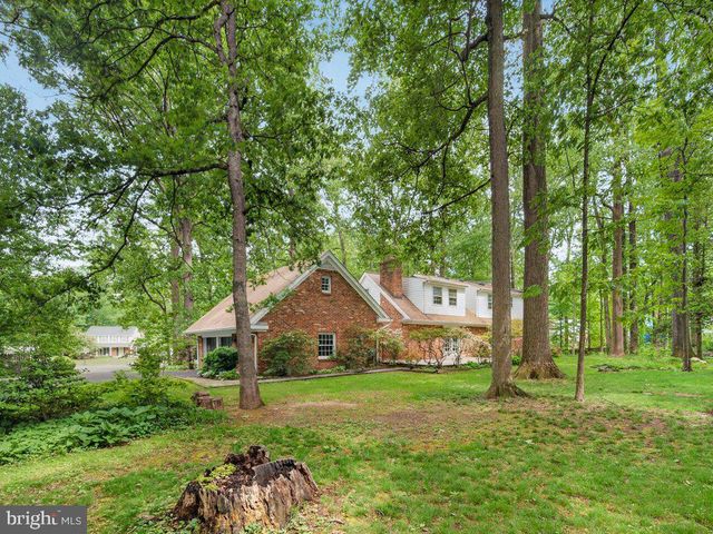 6108 WYOMA CT, Springfield, VA 22152