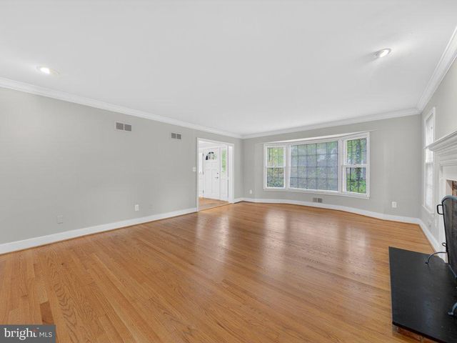 6108 WYOMA CT, Springfield, VA 22152