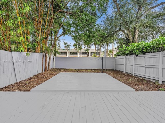2408 N 35th Avenue, Hollywood, FL 33021