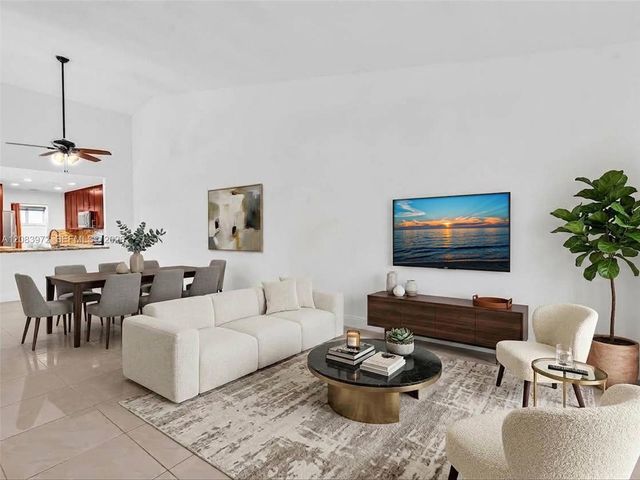 2408 N 35th Avenue, Hollywood, FL 33021