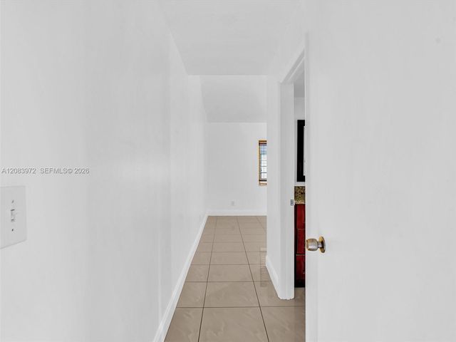 2408 N 35th Avenue, Hollywood, FL 33021