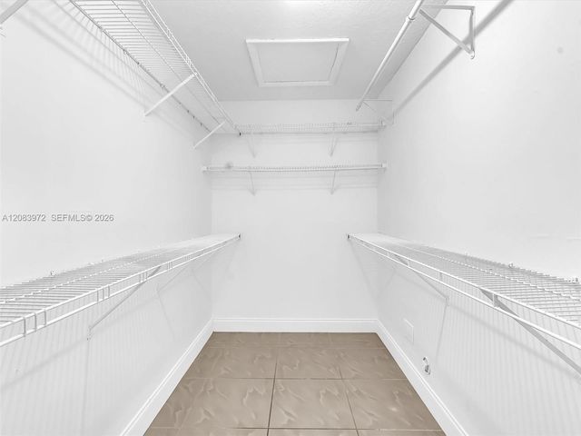 2408 N 35th Avenue, Hollywood, FL 33021