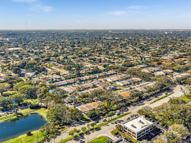 2408 N 35th Avenue, Hollywood, FL 33021