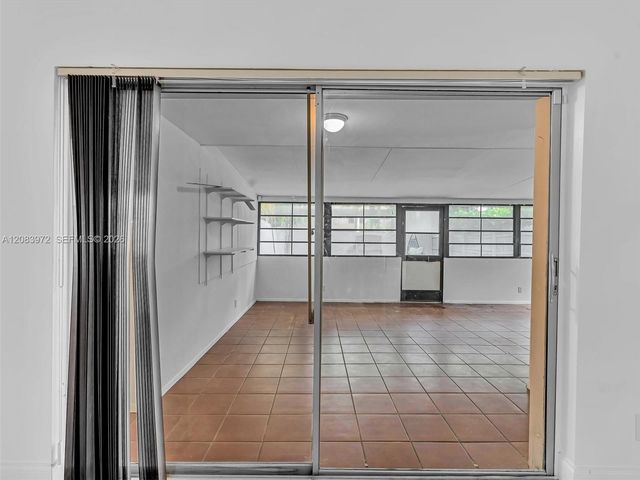 2408 N 35th Avenue, Hollywood, FL 33021