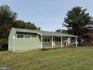 604 SYLVAN RD, Somerdale, NJ 08083