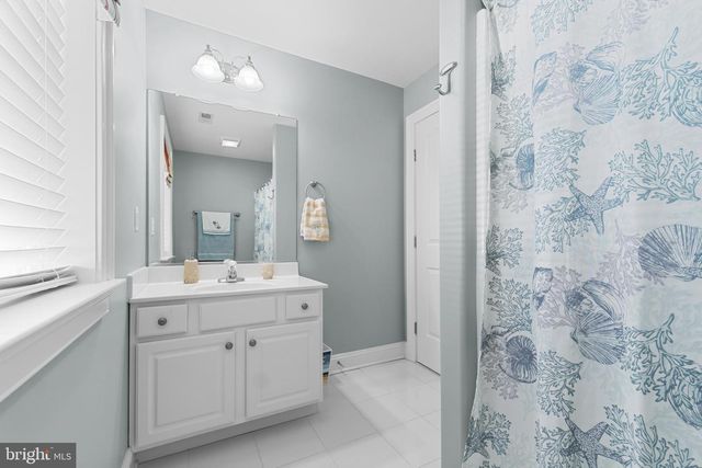 31530 WHITECLAY DR, Millville, DE 19967