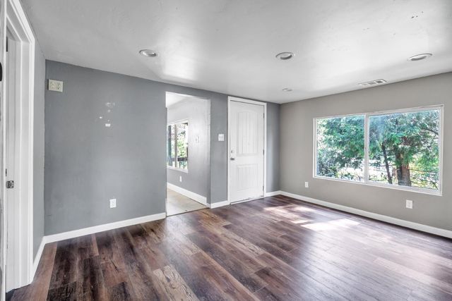 3037 Five Mile Rd, Placerville, CA 95667