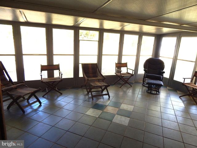 2035 ELBOW LN, Allentown, PA 18103