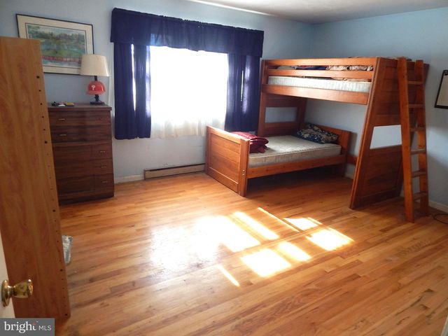 2035 ELBOW LN, Allentown, PA 18103