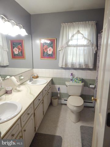 2035 ELBOW LN, Allentown, PA 18103