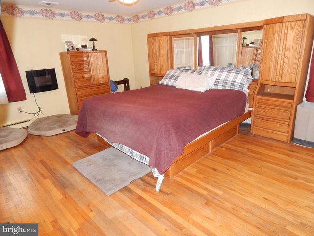 2035 ELBOW LN, Allentown, PA 18103