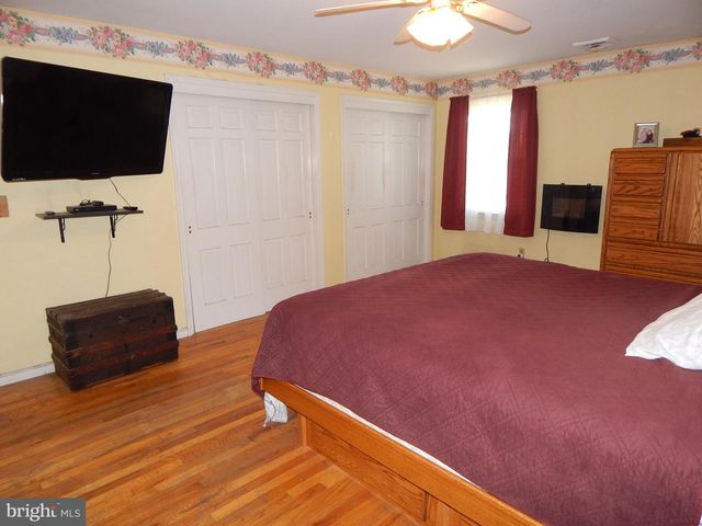 2035 ELBOW LN, Allentown, PA 18103