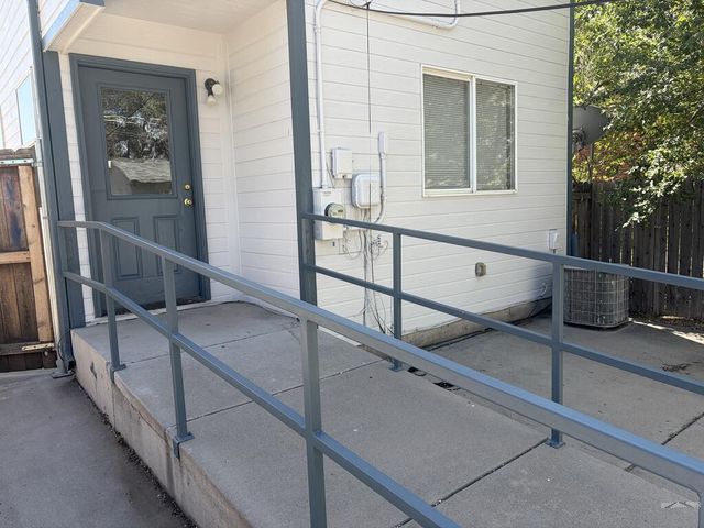1423 Palmer Ave, Pueblo, CO 81004