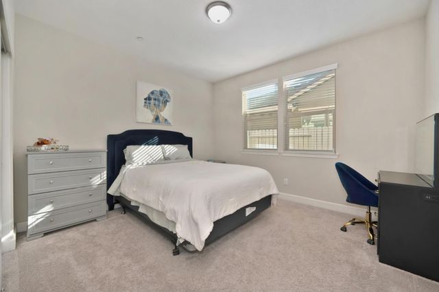 5049 Wood Way, Roseville, CA 95747