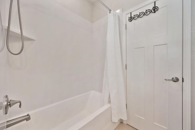 5049 Wood Way, Roseville, CA 95747