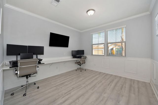 5049 Wood Way, Roseville, CA 95747