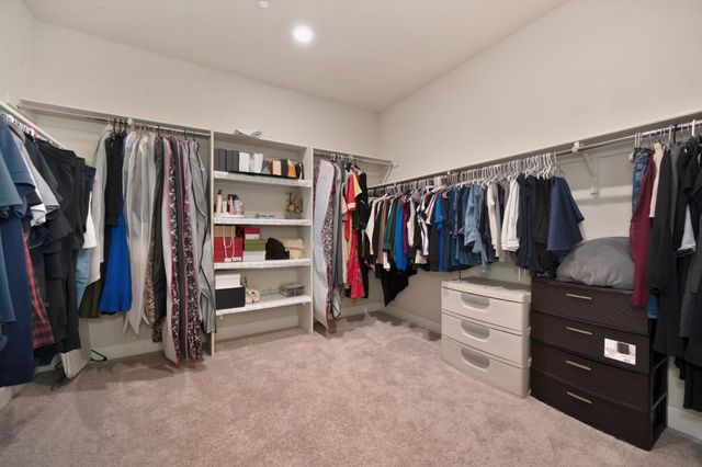 5049 Wood Way, Roseville, CA 95747