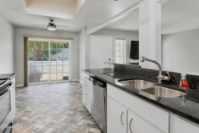 628 E BOCA RATON Road, Phoenix, AZ 85022