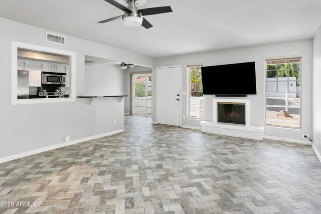 628 E BOCA RATON Road, Phoenix, AZ 85022