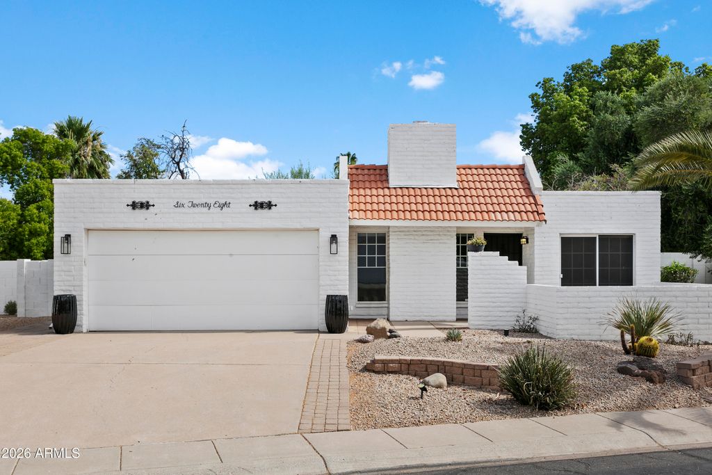 628 E BOCA RATON Road, Phoenix, AZ 85022