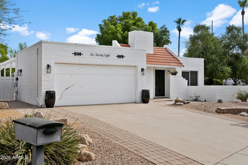 628 E BOCA RATON Road, Phoenix, AZ 85022 — photo 2