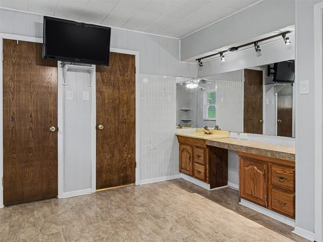 3153 An County Road 319, Frankston, TX 75763