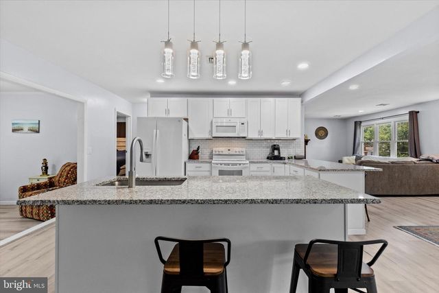 505 MILLER AVE, Mechanicsburg, PA 17055