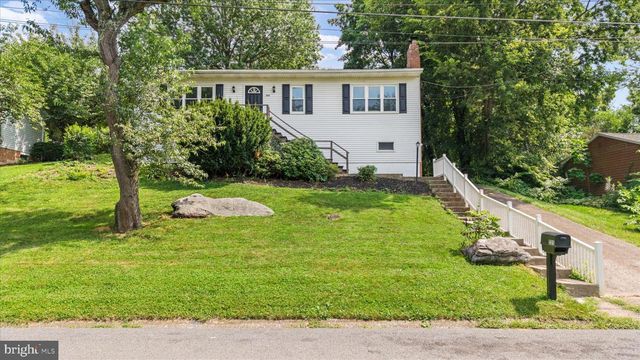 505 MILLER AVE, Mechanicsburg, PA 17055