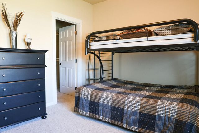 26 Pine Court, Eagle Point, OR 97524