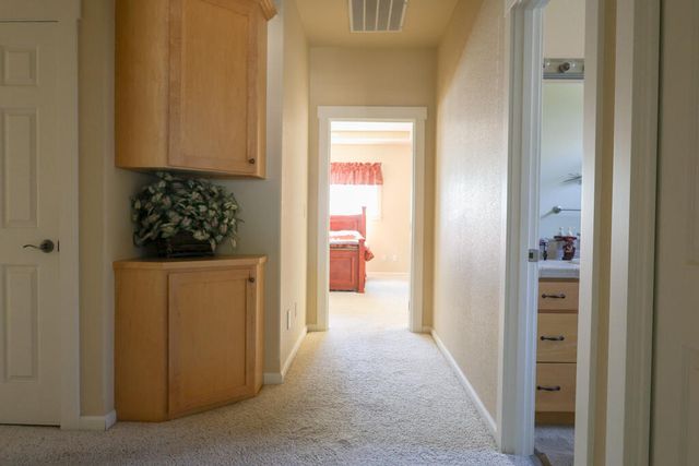 26 Pine Court, Eagle Point, OR 97524