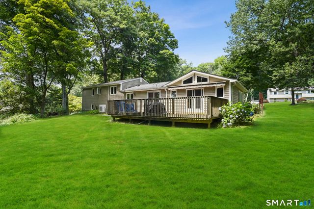 19 Crestwood Road, Monroe, CT 06468