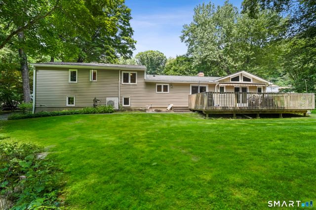 19 Crestwood Road, Monroe, CT 06468