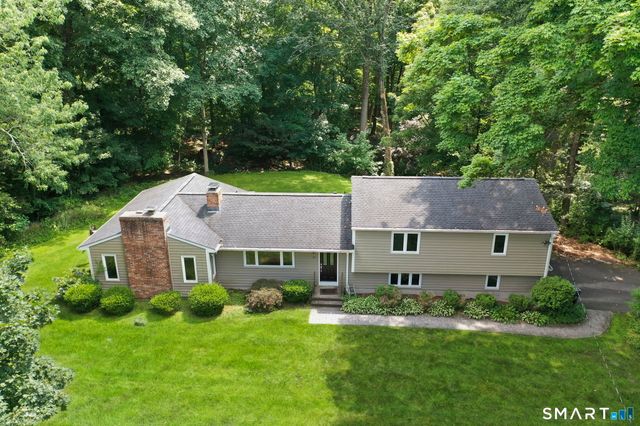 19 Crestwood Road, Monroe, CT 06468