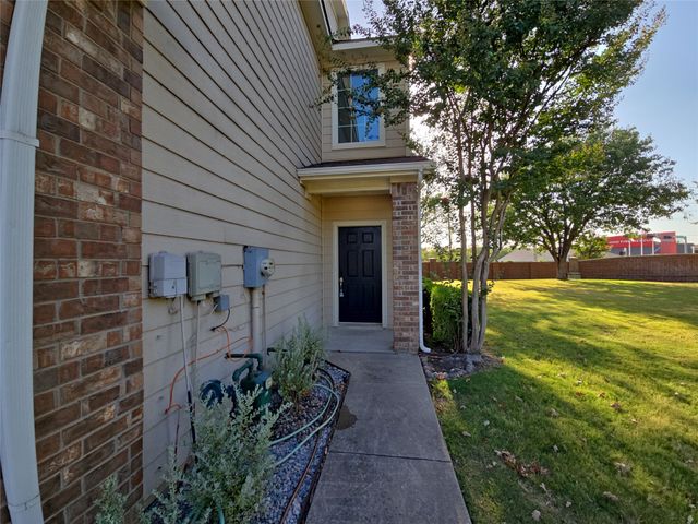 8621 Brunswick Drive, Plano, TX 75024