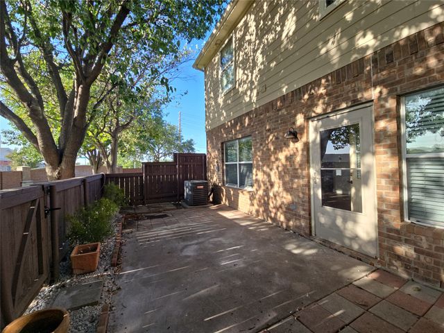 8621 Brunswick Drive, Plano, TX 75024