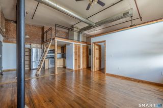 325 Myrtle Avenue 1102, Bridgeport, CT 06604