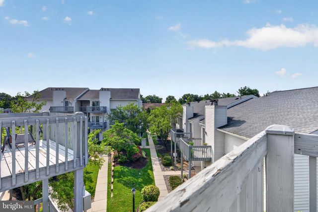2052 LUCAS LN, Voorhees, NJ 08043