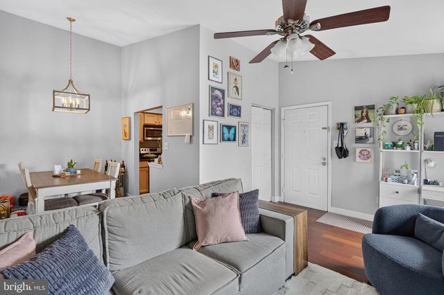 2052 LUCAS LN, Voorhees, NJ 08043