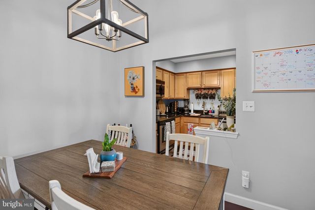 2052 LUCAS LN, Voorhees, NJ 08043