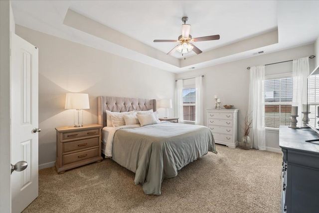 6303 CREEKSIDE LAKE DR, Arlington, TN 38002