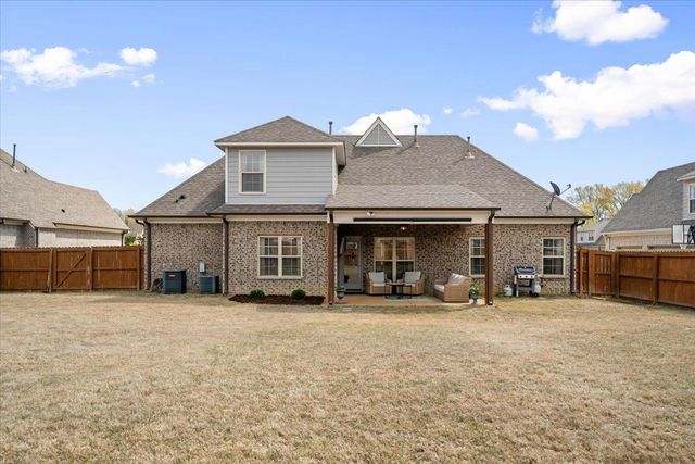 6303 CREEKSIDE LAKE DR, Arlington, TN 38002