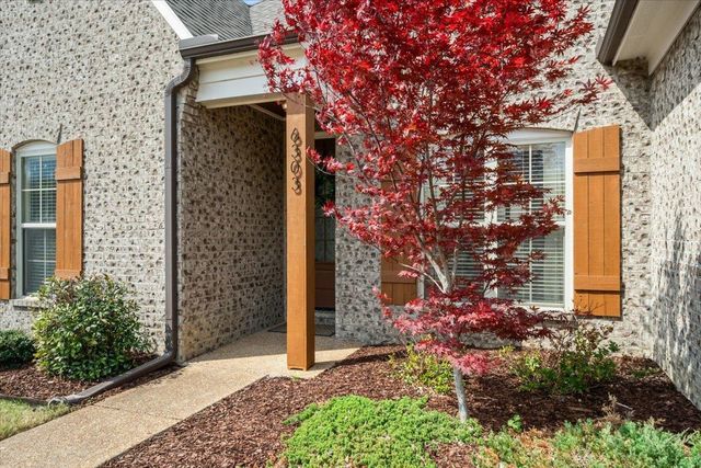 6303 CREEKSIDE LAKE DR, Arlington, TN 38002