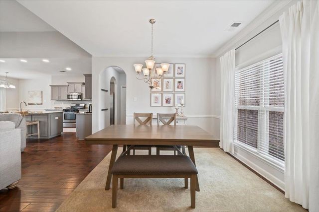 6303 CREEKSIDE LAKE DR, Arlington, TN 38002