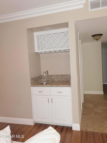 467 Sundance Street, Thousand Oaks, CA 91360