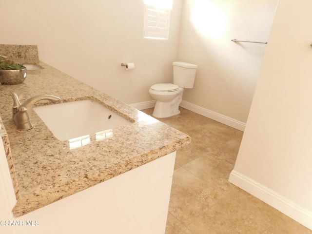 467 Sundance Street, Thousand Oaks, CA 91360