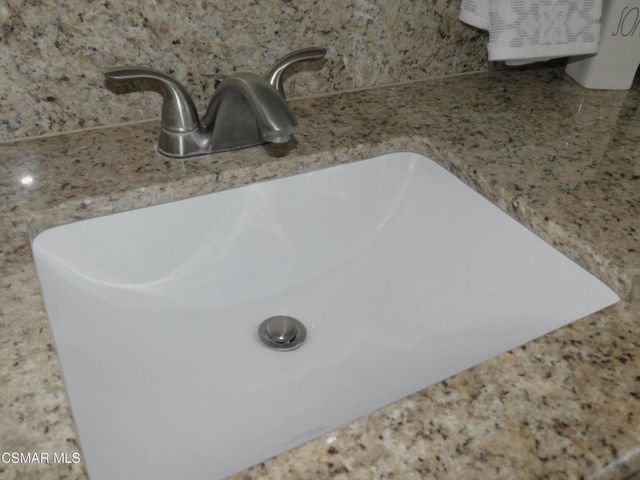 467 Sundance Street, Thousand Oaks, CA 91360