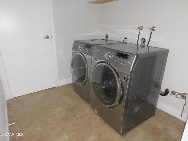 467 Sundance Street, Thousand Oaks, CA 91360