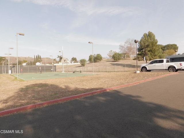 467 Sundance Street, Thousand Oaks, CA 91360