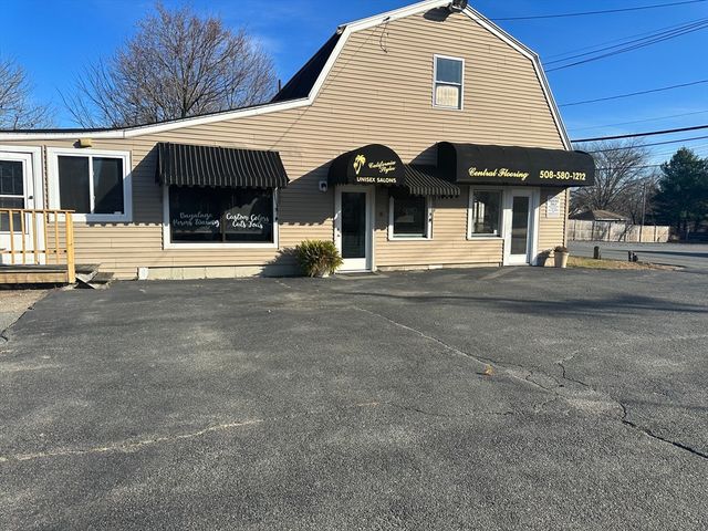 1574 Main Str 2, Brockton, MA 02301