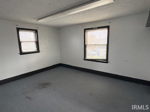 1328 W 2ND Street, Marion, IN 46952